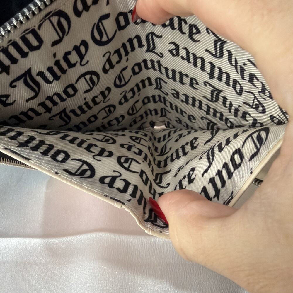 Juicy Couture Black/ White compact wallet - Picture 8 of 8